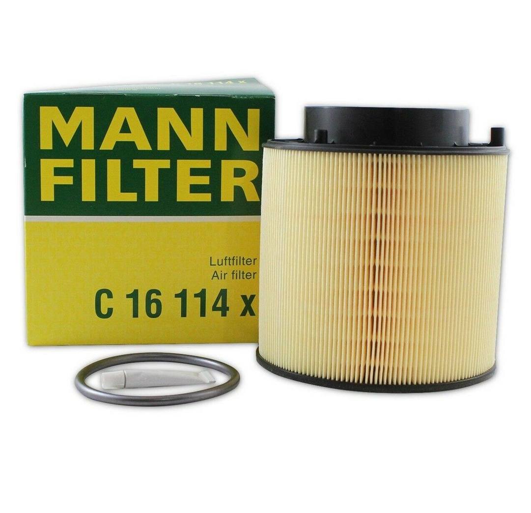 Audi Engine Air Filter 8K0133843 - MANN-FILTER C16114X